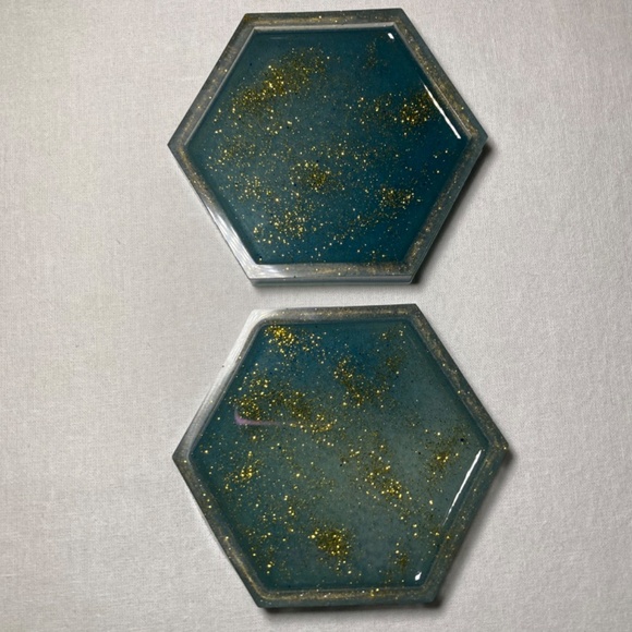 Set of 2 Resin Coasters - Picture 2 of 10